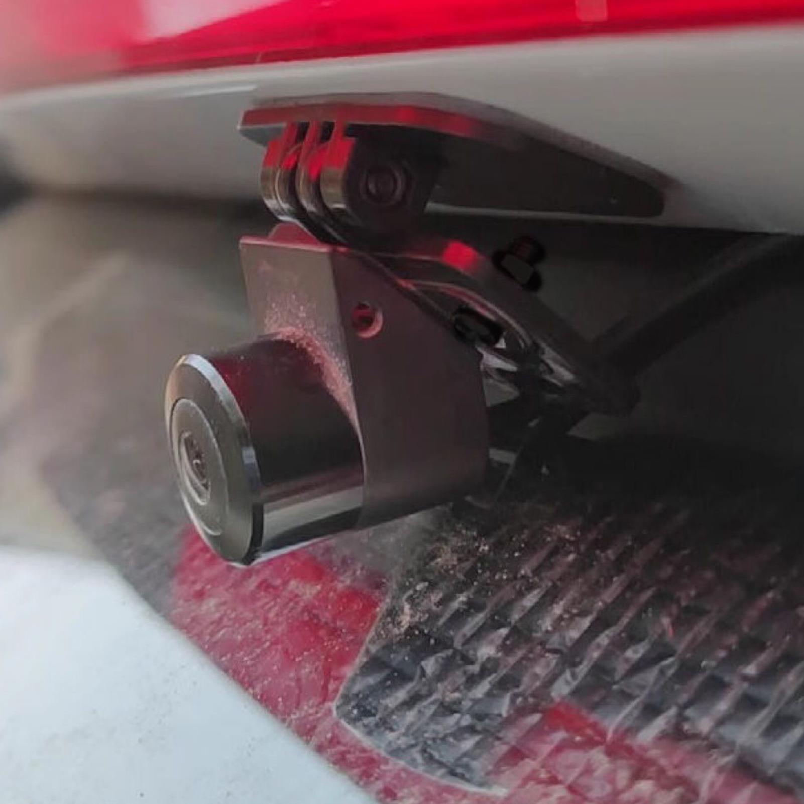 Stabilny uchwyt na kamerę cofa – Car Dash Cam recenzja i cena